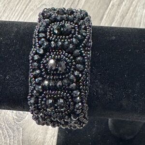 Black Beaded Bracelet Pretty Design DP1